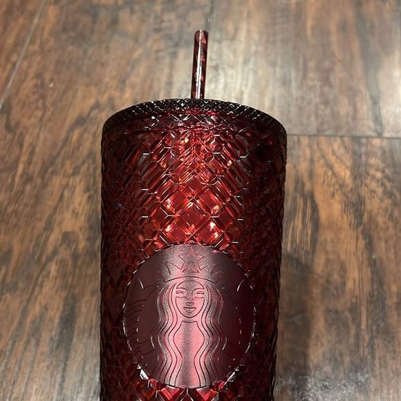 Burgundy Starbucks Cup 24 fl. Oz GUC - Picture 2 of 7